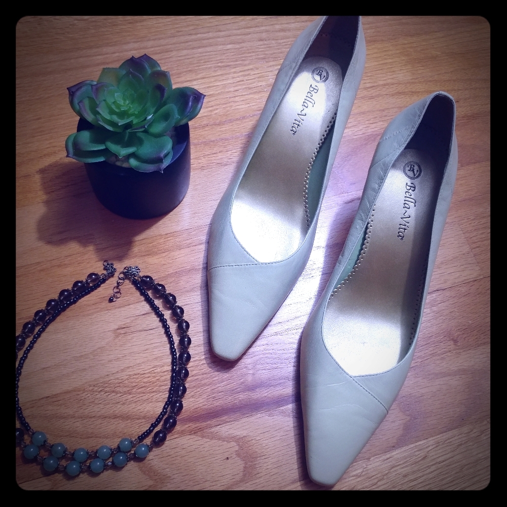 COPY - Bella Vita Classic Pumps